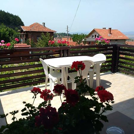 ספרבה בניה Kavdanski Guesthouse מראה חיצוני תמונה
