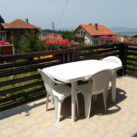 ספרבה בניה Kavdanski Guesthouse מראה חיצוני תמונה