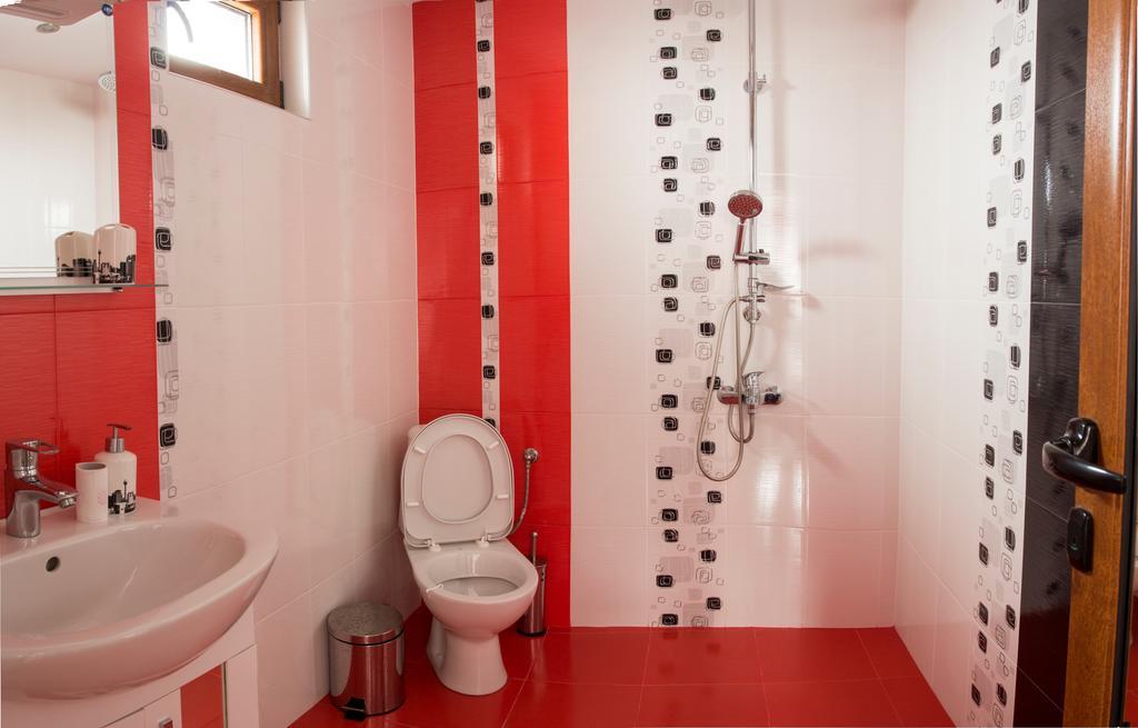 ספרבה בניה Kavdanski Guesthouse מראה חיצוני תמונה