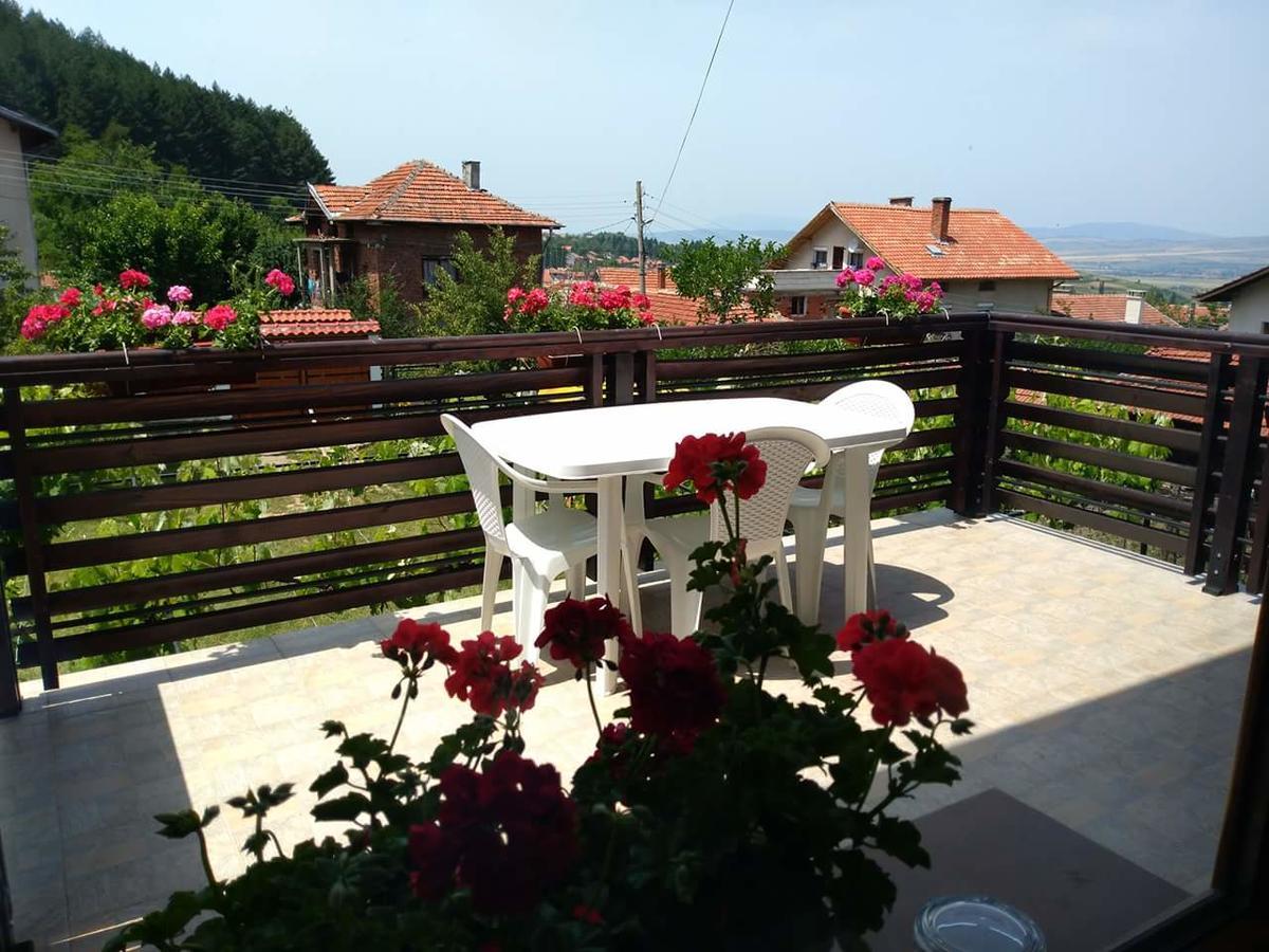 ספרבה בניה Kavdanski Guesthouse מראה חיצוני תמונה