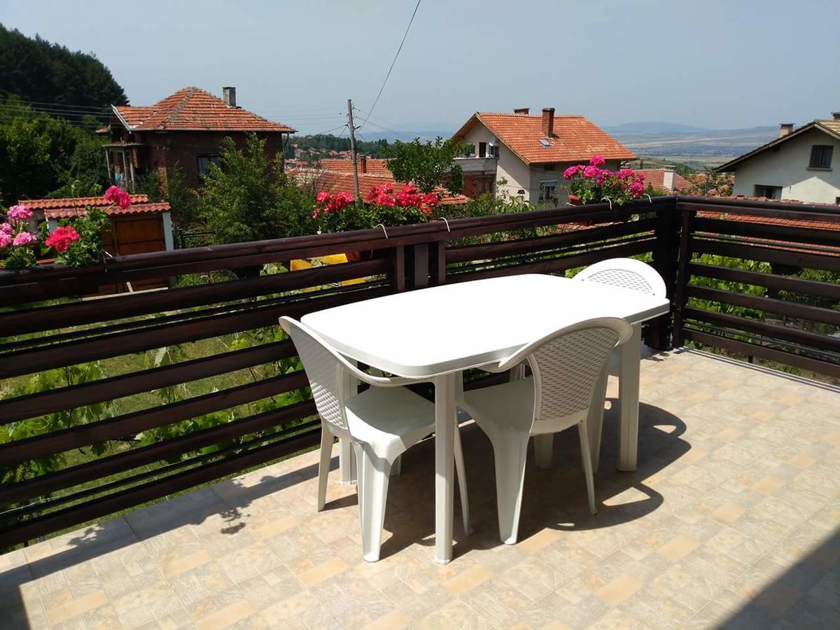 ספרבה בניה Kavdanski Guesthouse מראה חיצוני תמונה