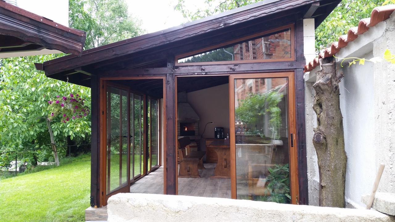 ספרבה בניה Kavdanski Guesthouse מראה חיצוני תמונה