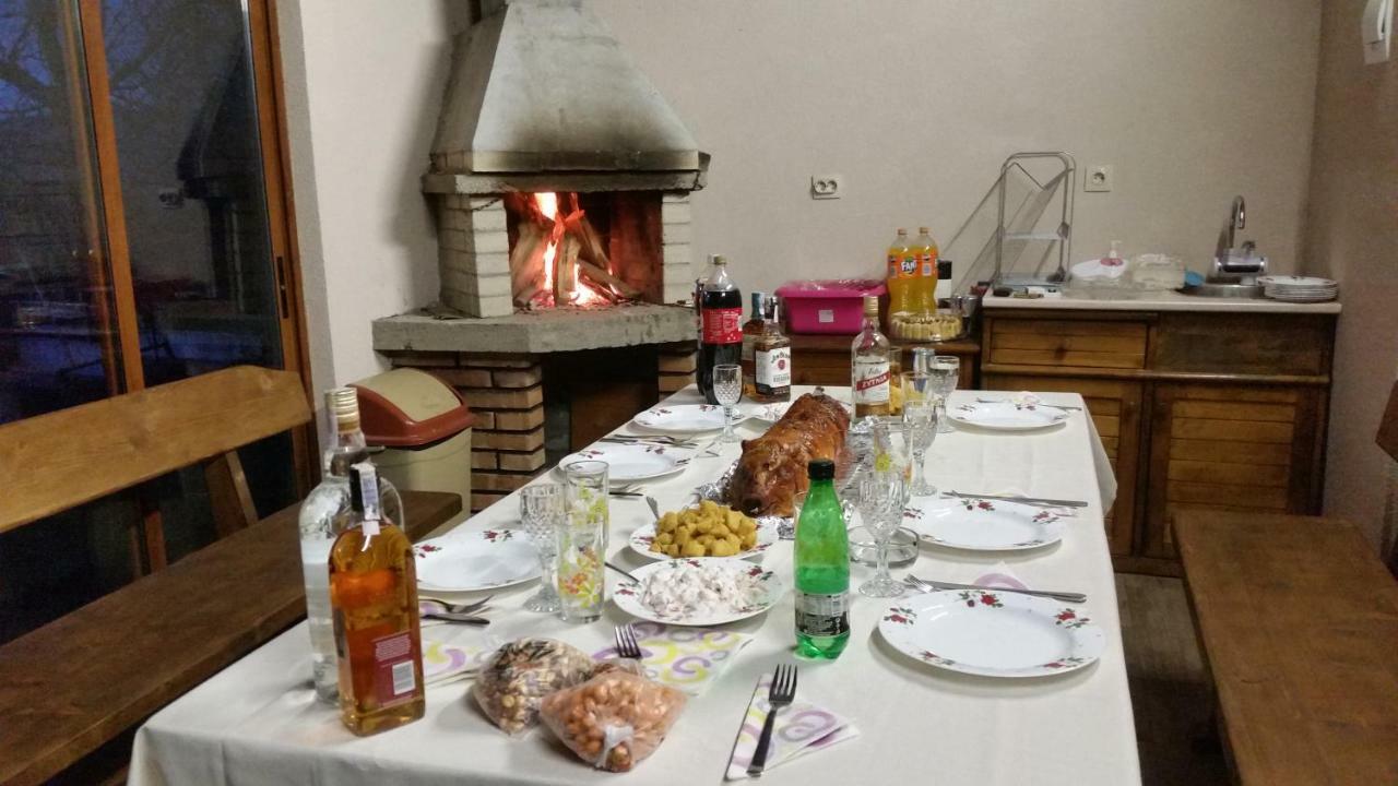 ספרבה בניה Kavdanski Guesthouse מראה חיצוני תמונה